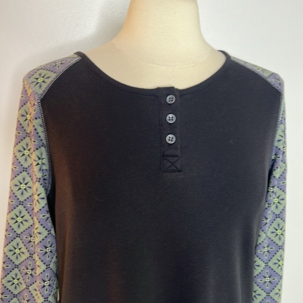 Kerrits super soft 3 button long sleeve top size medium - Picture 2 of 8